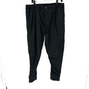 Hugo Boss EUC Black Cargo Pants men’s 36